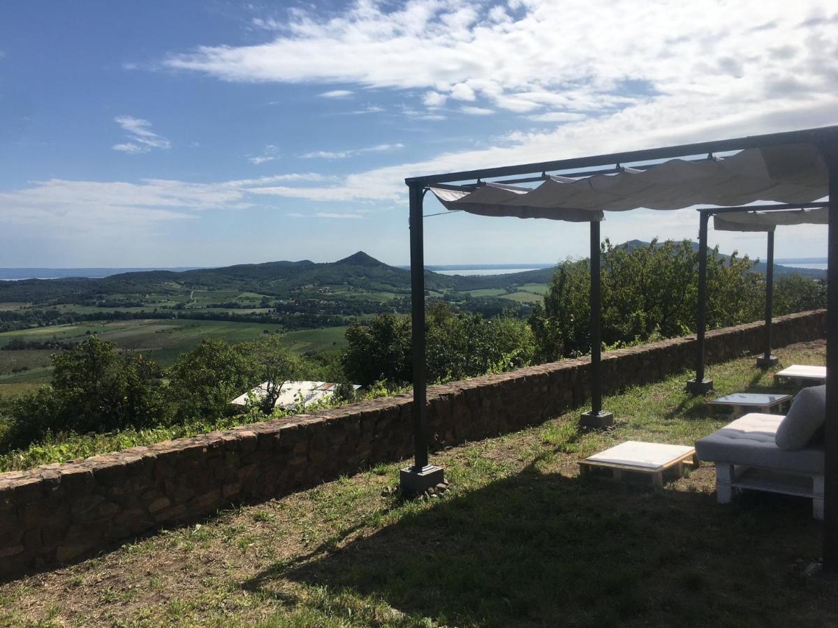 Chateau Segesdi Borapartman Gyulakeszi Esterno foto